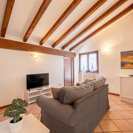 Apartment Romantic Hideaway In *